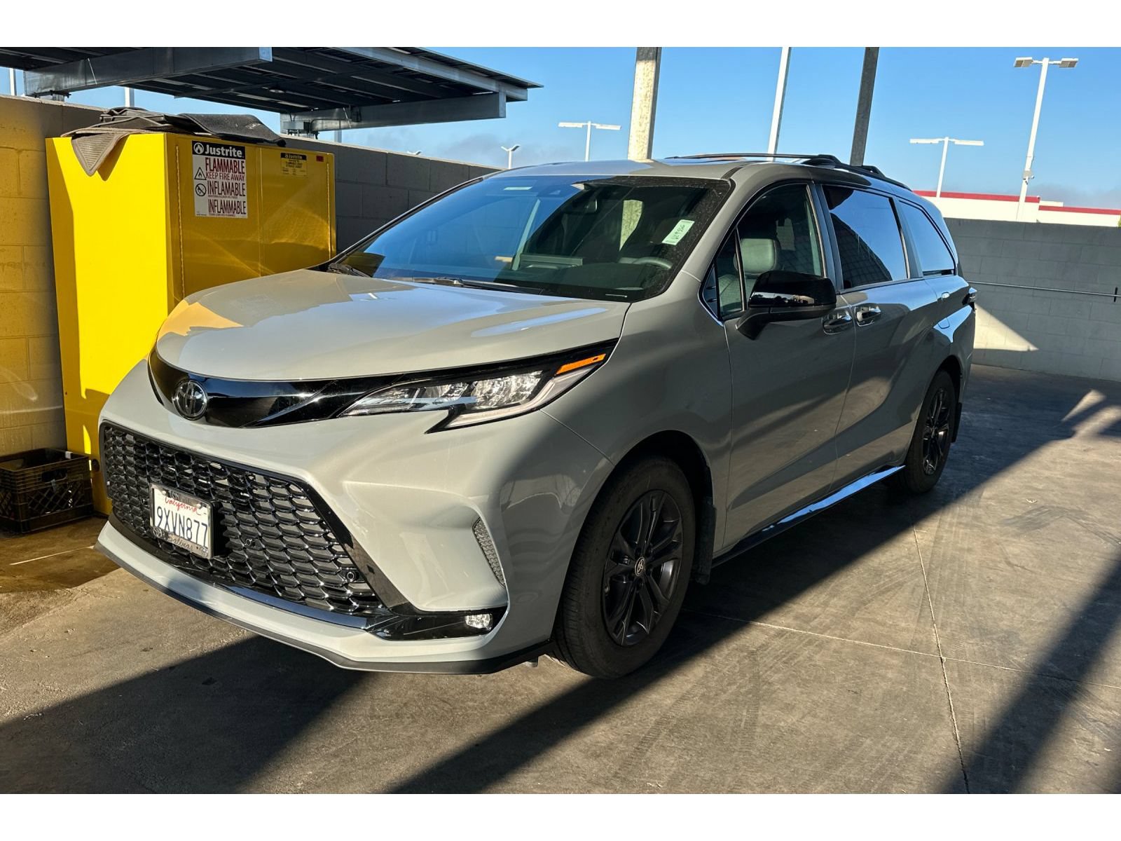 Certified 2026 Toyota Sienna XSE AWD/4WD image 2