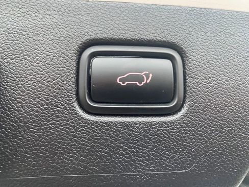 Used 2020 Kia Sorento SX image 27