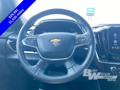 Used 2023 Chevrolet Traverse LT FWD image 21