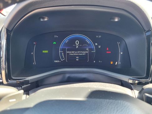 Used 2025 Toyota Camry SE w/ Convenience Package FWD image 22