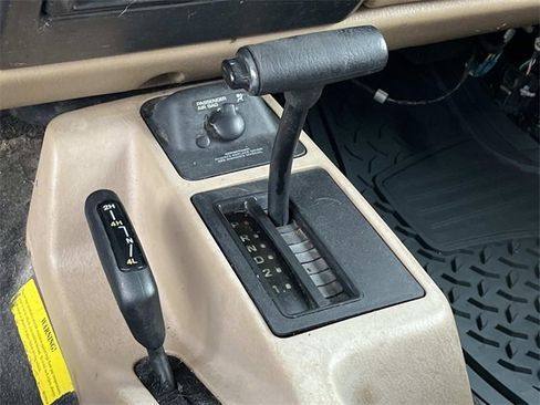 Used 2001 Jeep Wrangler Sport image 23
