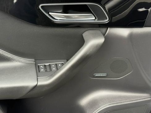 Used 2018 Jaguar F-PACE Premium AWD/4WD image 19