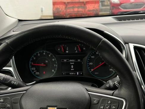 Used 2018 Chevrolet Equinox LT image 7