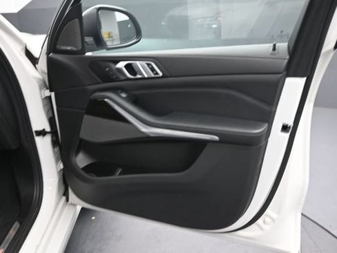 Used 2023 BMW X7 xDrive40i AWD/4WD image 35