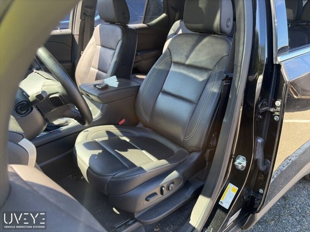 Used 2023 Chevrolet Traverse LT AWD/4WD image 13