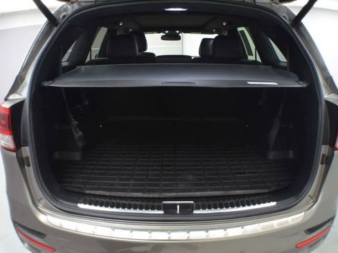 Used 2016 Kia Sorento SX w/ SXL Technology Package AWD/4WD image 25