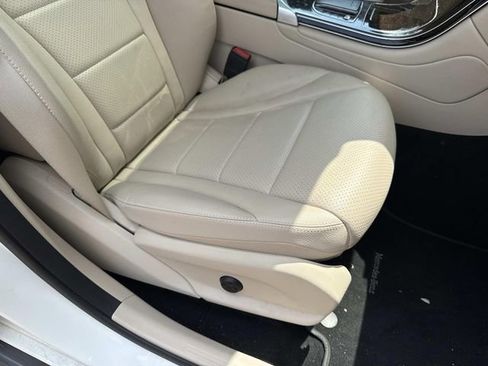Used 2022 Mercedes-Benz GLC 300 image 14
