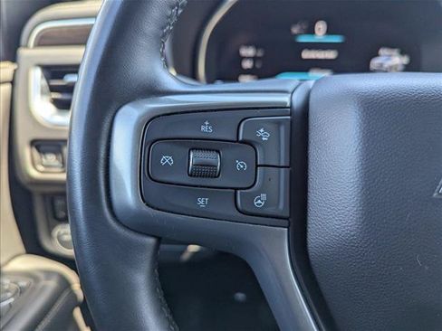 Used 2024 Chevrolet Suburban Premier AWD/4WD image 13