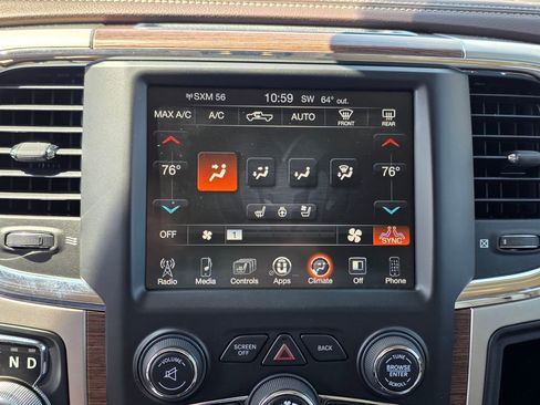 Used 2015 RAM 1500 Laramie w/ Convenience Group AWD/4WD image 24