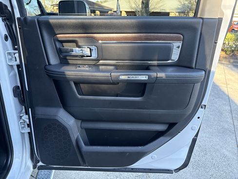 Used 2018 RAM 2500 Laramie w/ Off Road Package image 18