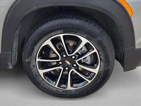 Used 2025 Chevrolet TrailBlazer LT image 21