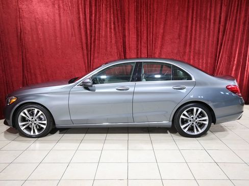 Used 2018 Mercedes-Benz C 300 Sedan image 4