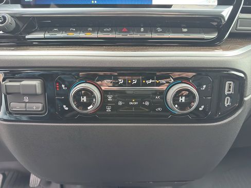 New 2026 Chevrolet Silverado 1500 LT image 18