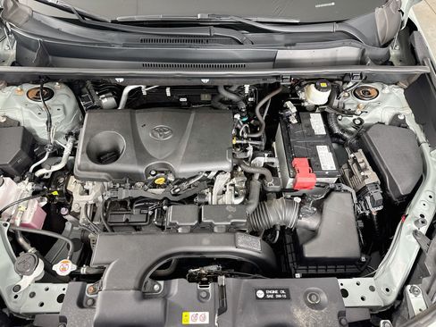 Certified 2021 Toyota RAV4 XLE w/ Convenience Package AWD/4WD image 31