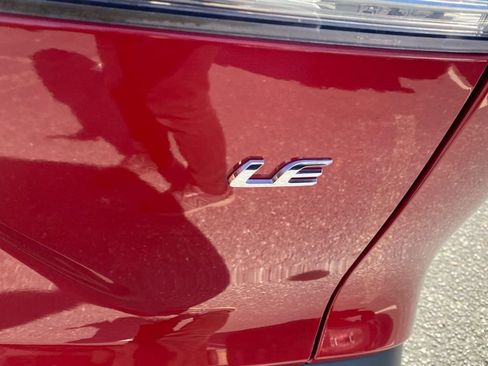 Used 2022 Toyota Corolla Cross LE image 15