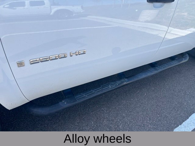 Used 2007 Chevrolet Silverado 2500 LT w/ 1LT Convenience Package AWD/4WD image 14
