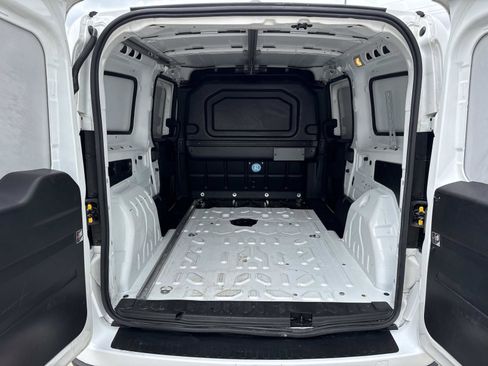 Used 2022 RAM ProMaster City Tradesman FWD image 8