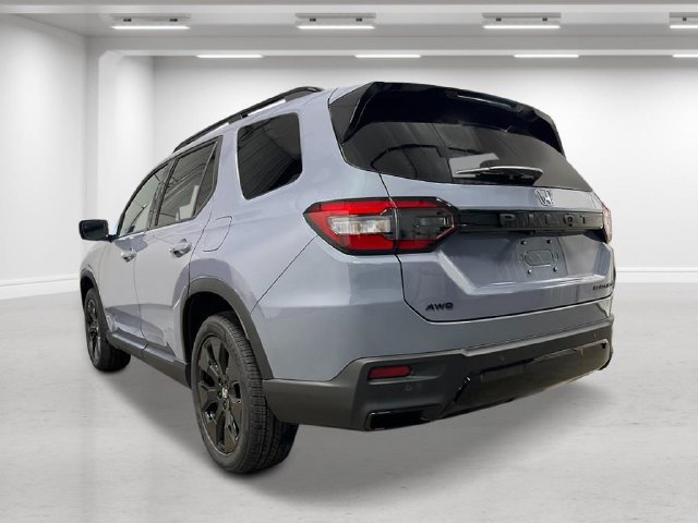 New 2026 Honda Pilot Black Edition image 3