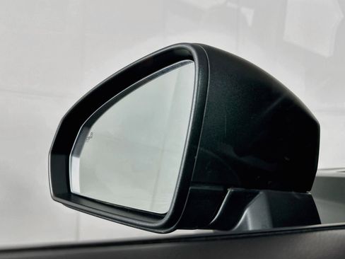 Used 2025 Volkswagen Taos S FWD image 16