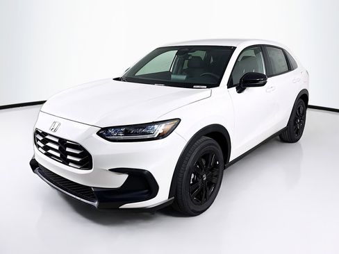 New 2026 Honda HR-V Sport image 4