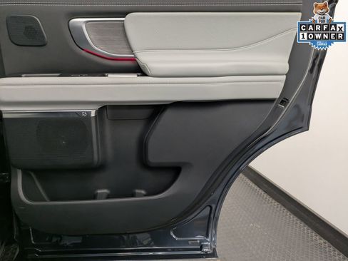 Used 2025 Ford Expedition Platinum w/ Platinum Ultimate Package image 25