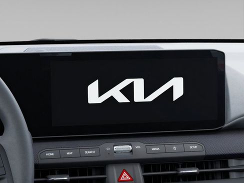 New 2026 Kia K4 LXS image 20