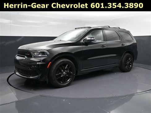 Used 2023 Dodge Durango GT image 3