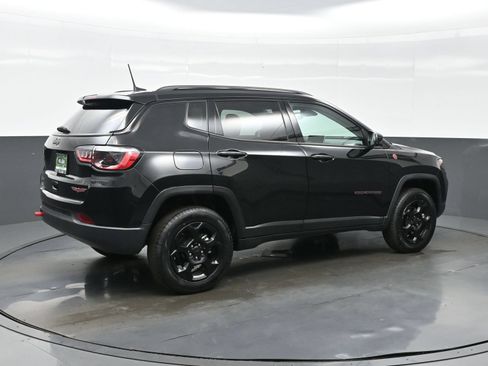 Used 2022 Jeep Compass Trailhawk w/ Sun and Sound Group AWD/4WD image 8