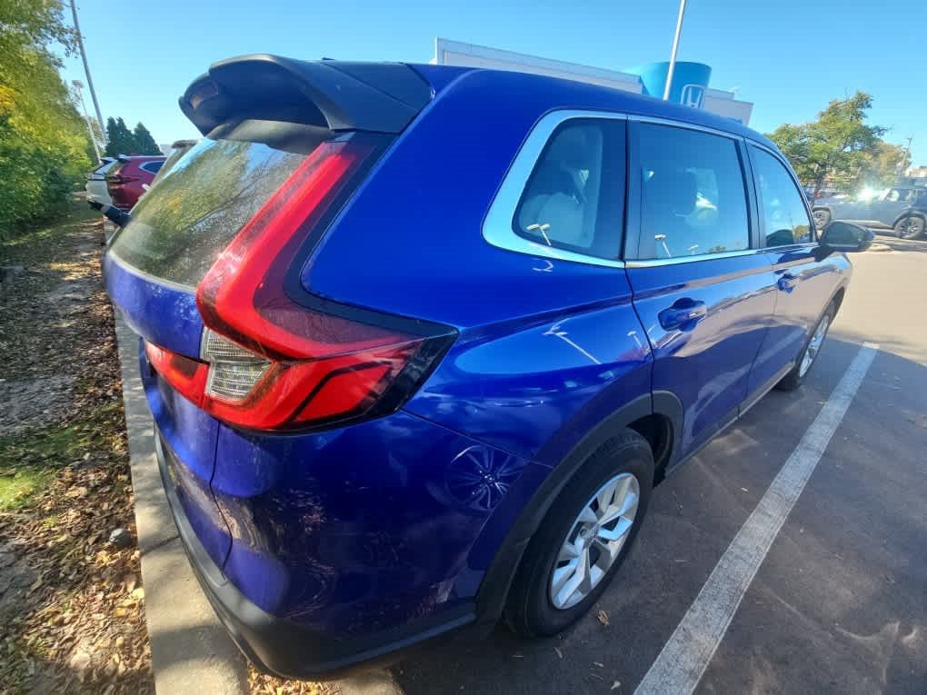 Used 2024 Honda CR-V LX image 5