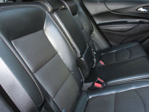 Used 2018 Chevrolet Equinox Premier image 15