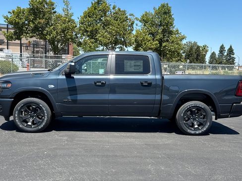New 2026 RAM 1500 Big Horn AWD/4WD image 6