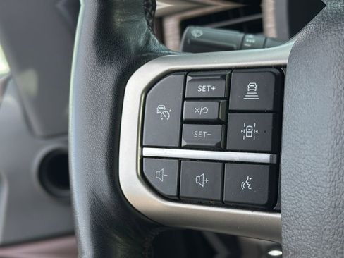 Used 2024 Ford Expedition Limited image 23