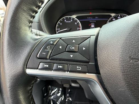 Used 2022 Nissan Sentra SV image 24