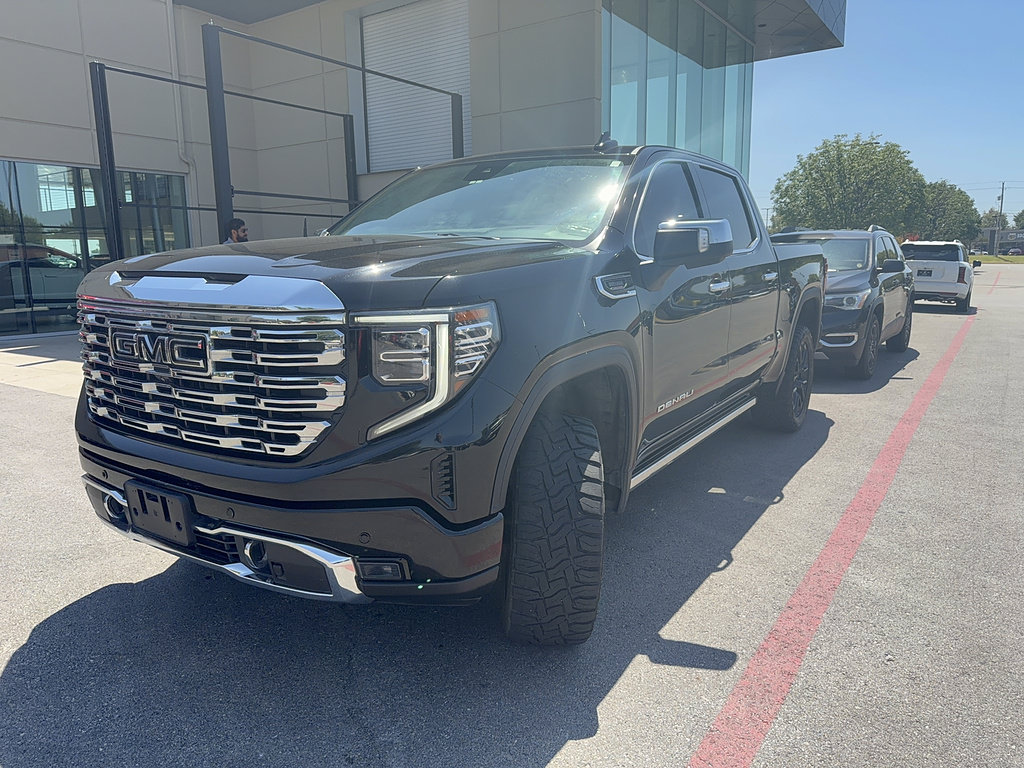 Used 2023 GMC Sierra 1500 Denali AWD/4WD image 11