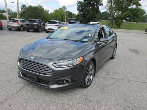 Used 2016 Ford Fusion Titanium FWD image 1