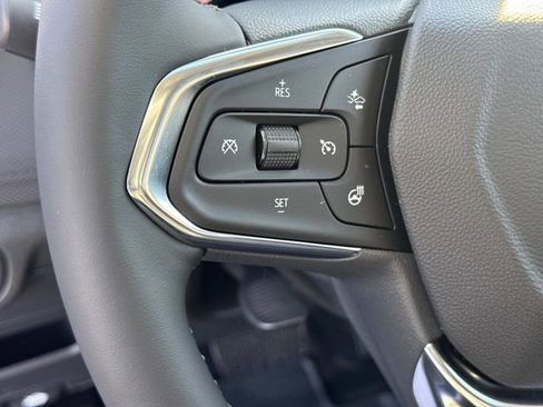 New 2026 Chevrolet TrailBlazer LT w/ Convenience Package FWD image 25