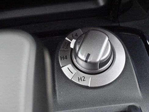 Used 2023 Toyota 4Runner 40th Anniversary SE AWD/4WD image 27