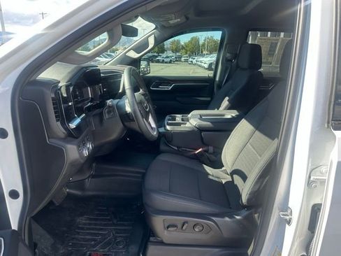 Used 2023 GMC Sierra 1500 Elevation image 23