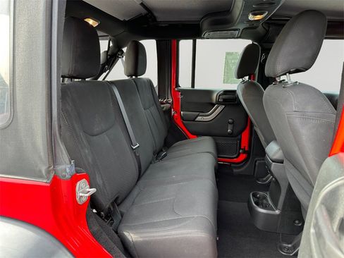 Used 2017 Jeep Wrangler Unlimited Sport w/ Connectivity Group image 13