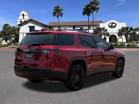 Used 2023 GMC Acadia SLT w/ Elevation Edition FWD image 2