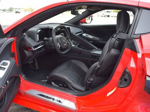 Used 2025 Chevrolet Corvette Stingray Coupe w/ Z51 Performance Package RWD image 2