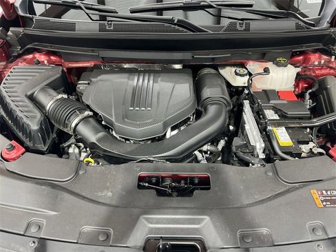 Used 2024 Chevrolet Traverse RS image 29