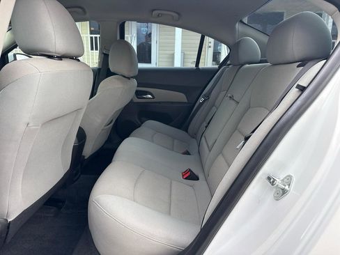 Used 2016 Chevrolet Cruze LT FWD image 20