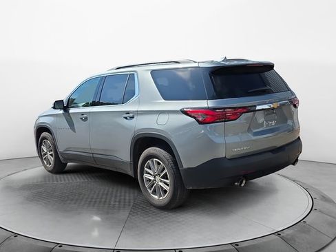 Used 2023 Chevrolet Traverse LT AWD/4WD image 3