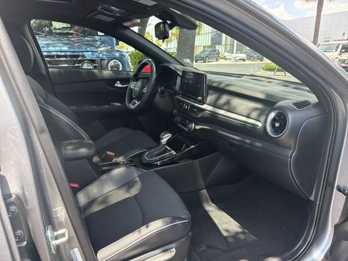 Used 2024 Kia Forte GT-Line w/ GT-Line Premium Package FWD image 35