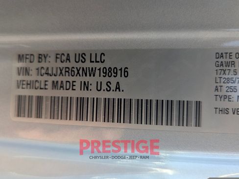 Used 2022 Jeep Wrangler Unlimited Rubicon 4xe image 36