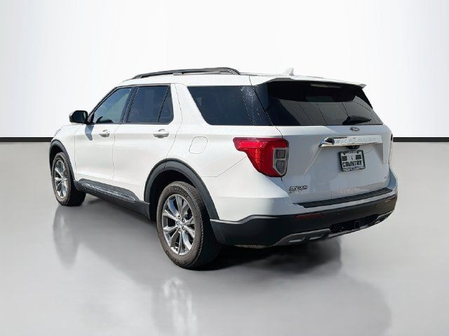Used 2022 Ford Explorer XLT w/ Equipment Group 202A AWD/4WD image 5