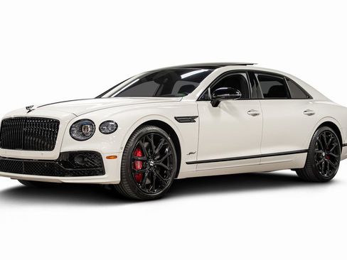 Used 2023 Bentley Flying Spur W12 image 9