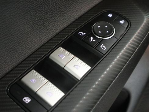 Used 2024 Mitsubishi Outlander SEL image 32