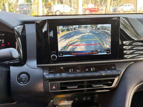 Used 2025 Toyota Camry LE image 17